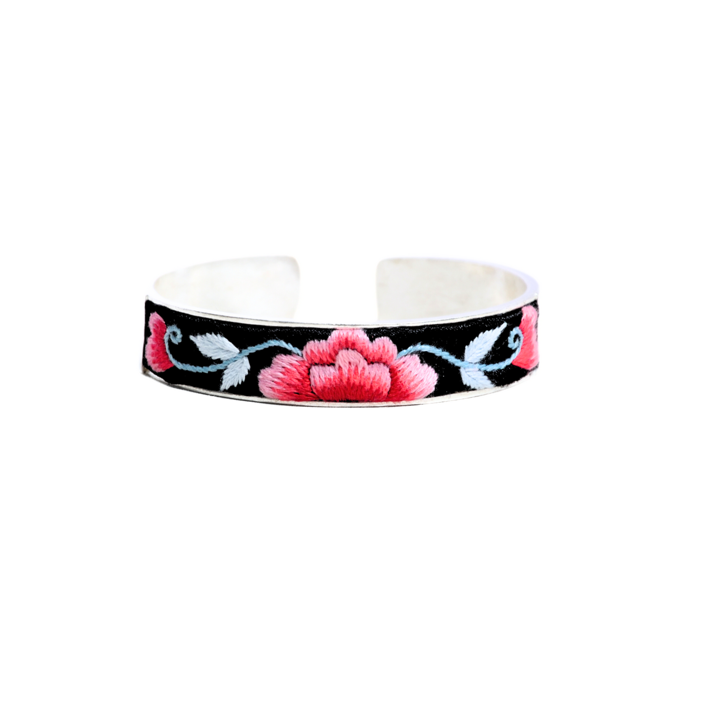 盛世牡丹 13mm Royal Bloom – Qiang Embroidery Silver Cuff with Peony Motif