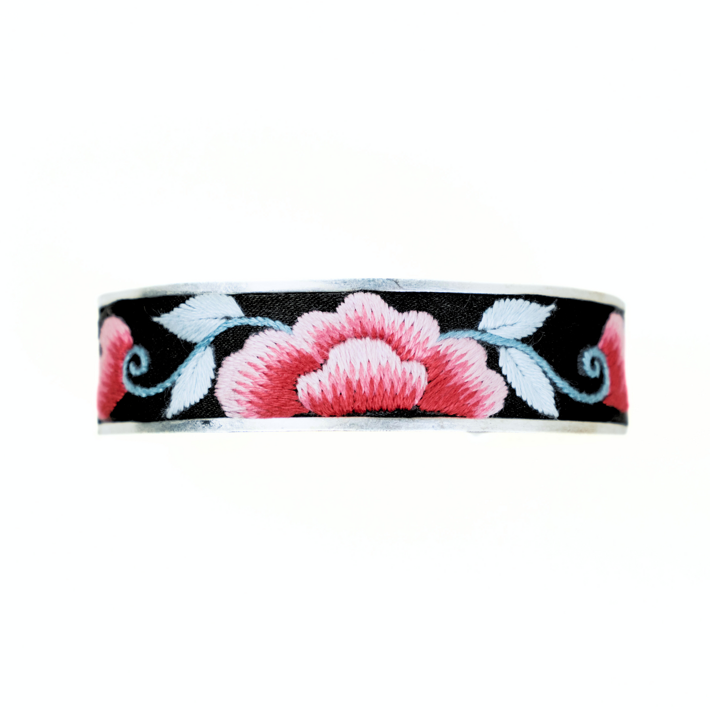 盛世牡丹 Royal Bloom  – Qiang Embroidery Silver Cuff with Peony Motif